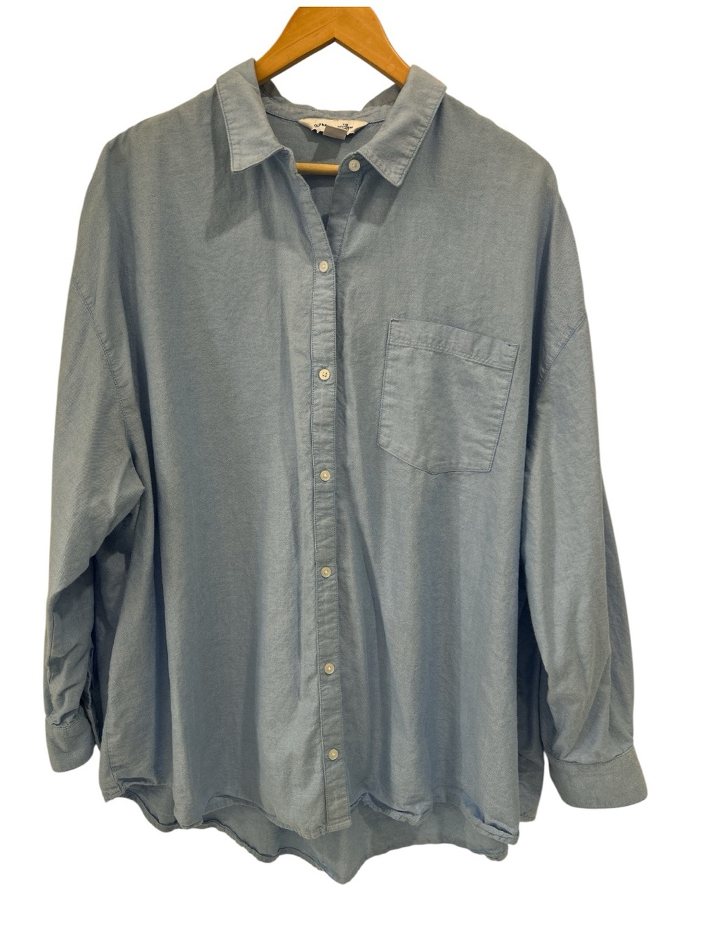 Old Navy Oversized Button-Down Boyfriend Shirt in Oxford Blue - XL